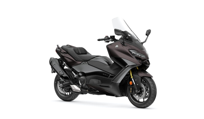 
								Yamaha TMAX 560 complet									
