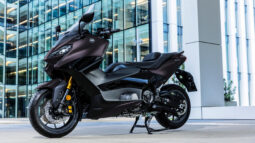 
										Yamaha TMAX 560 complet									