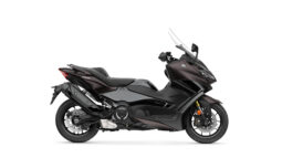 
										Yamaha TMAX 560 complet									