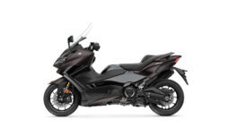 
										Yamaha TMAX 560 complet									