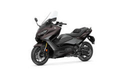 
										Yamaha TMAX 560 complet									