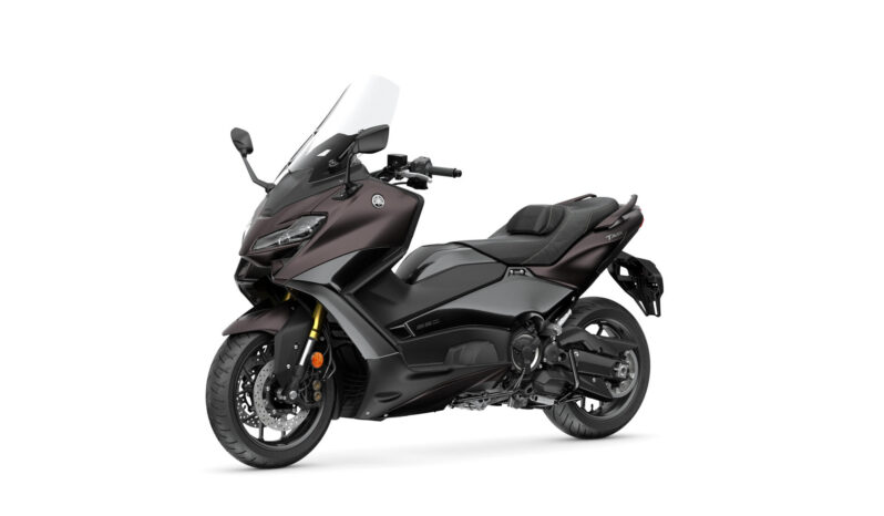 
								Yamaha TMAX 560 complet									