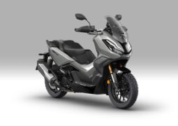 
										Honda ADV 350 complet									